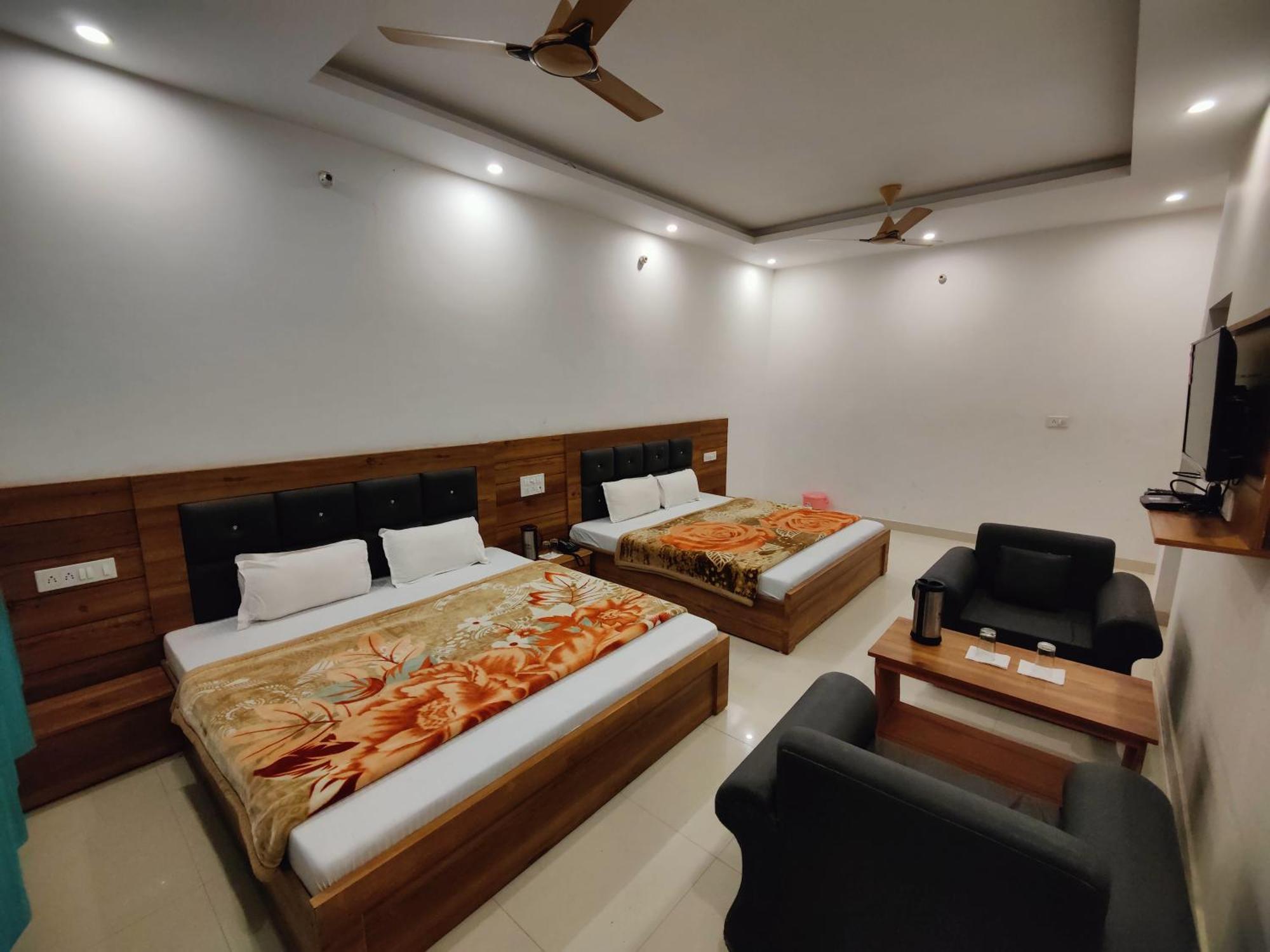 Alaknanda Motel & Restaurant Rudraprayag Экстерьер фото