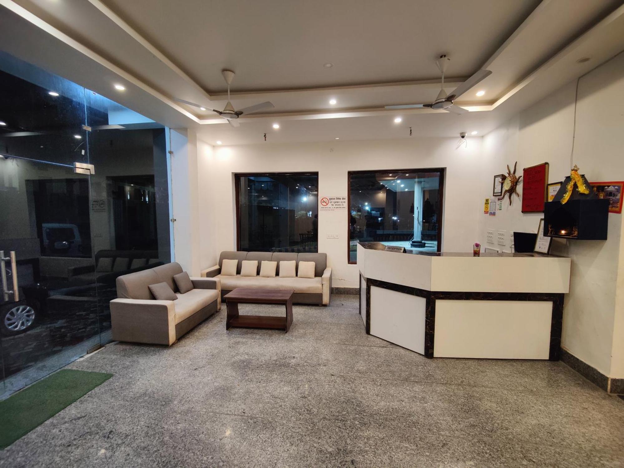 Alaknanda Motel & Restaurant Rudraprayag Экстерьер фото